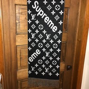 Supreme x LV scarf *Read Description*